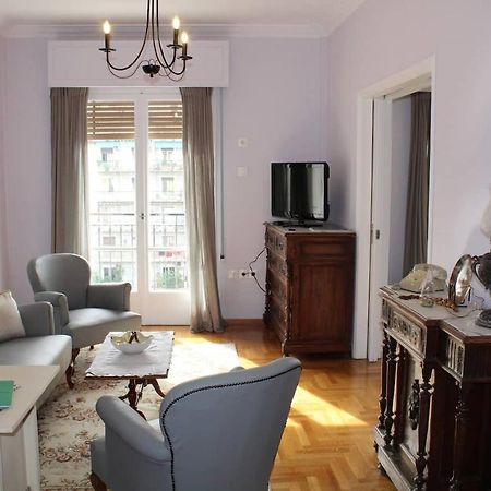 Vintage, Spacious Apartment In The Heart Of Athens! ภายนอก รูปภาพ