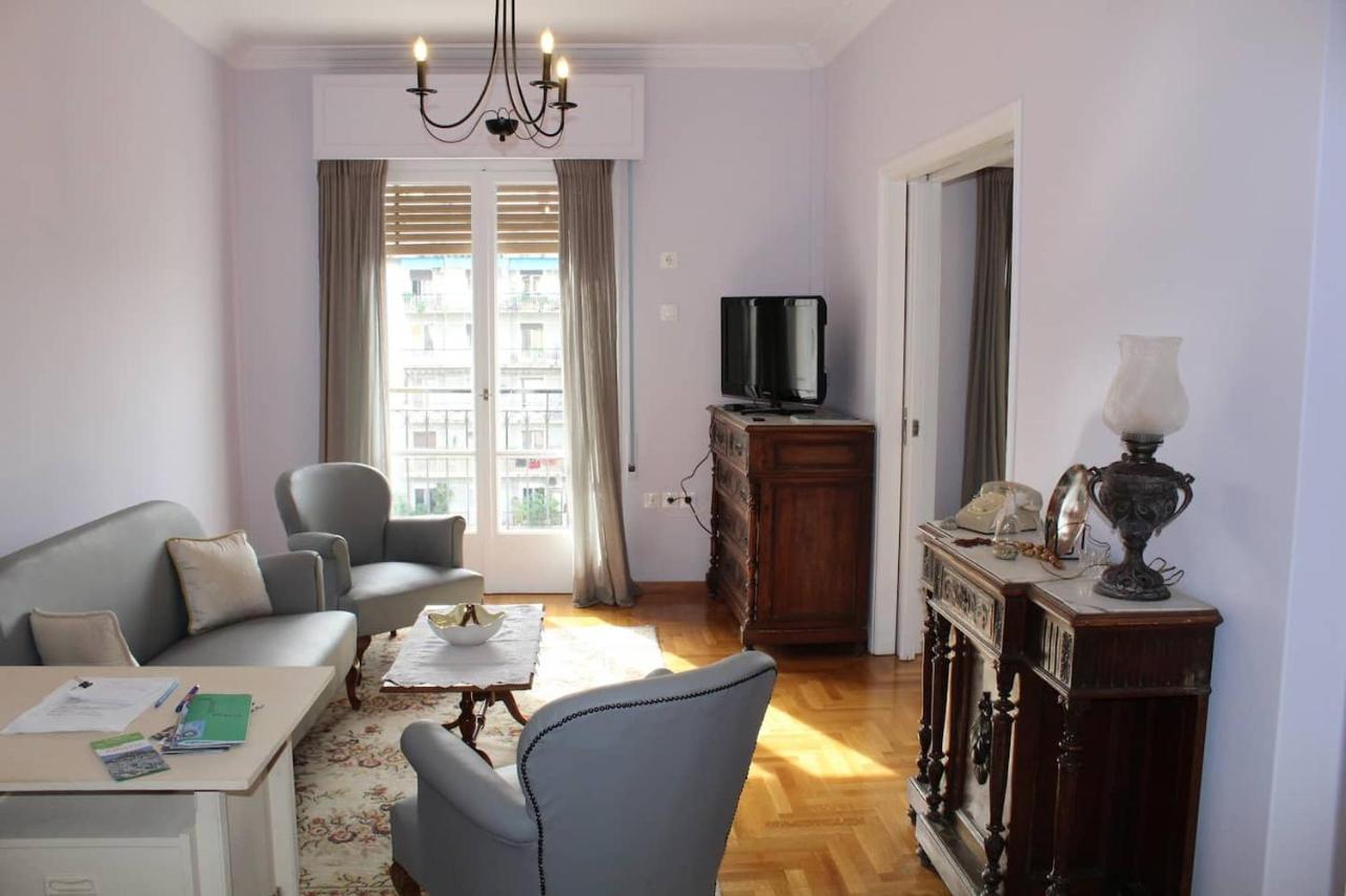 Vintage, Spacious Apartment In The Heart Of Athens! ภายนอก รูปภาพ