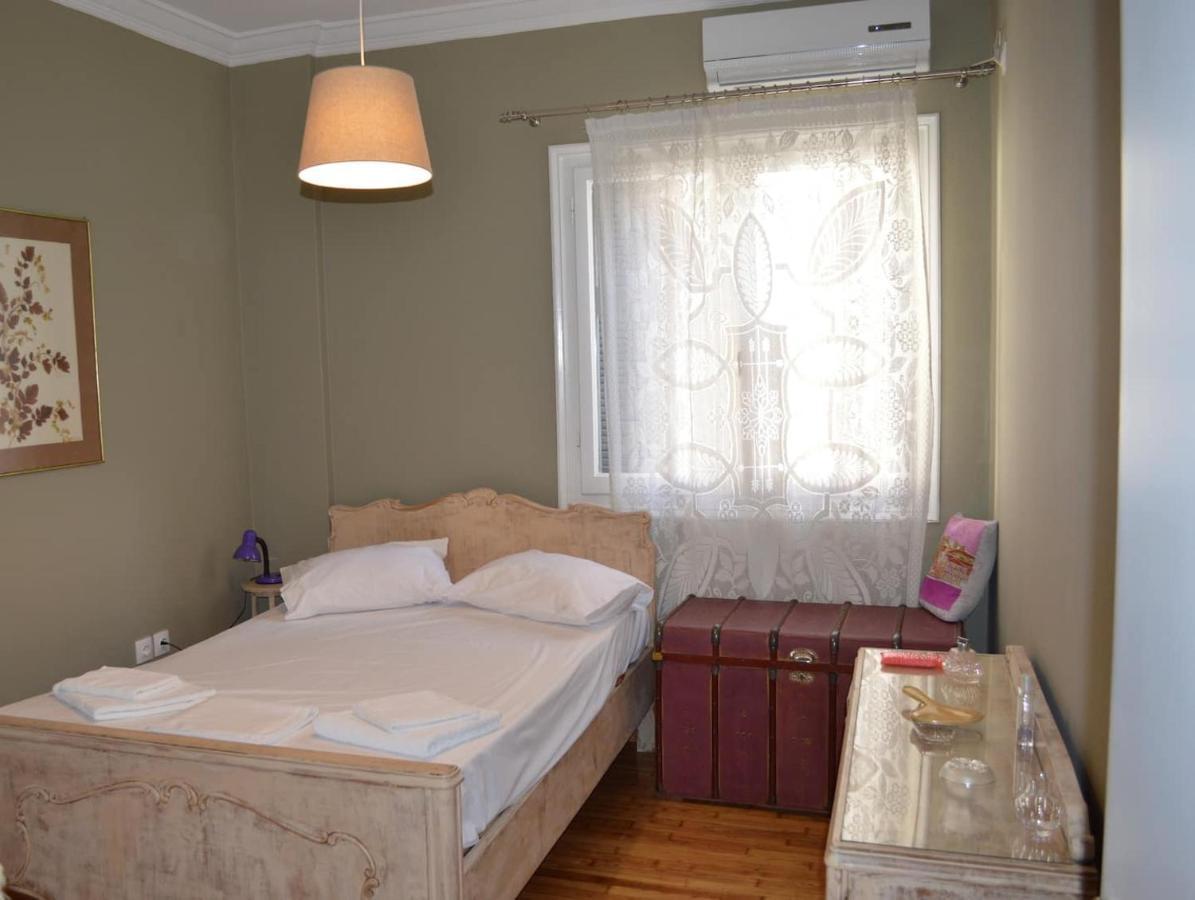 Vintage, Spacious Apartment In The Heart Of Athens! ภายนอก รูปภาพ