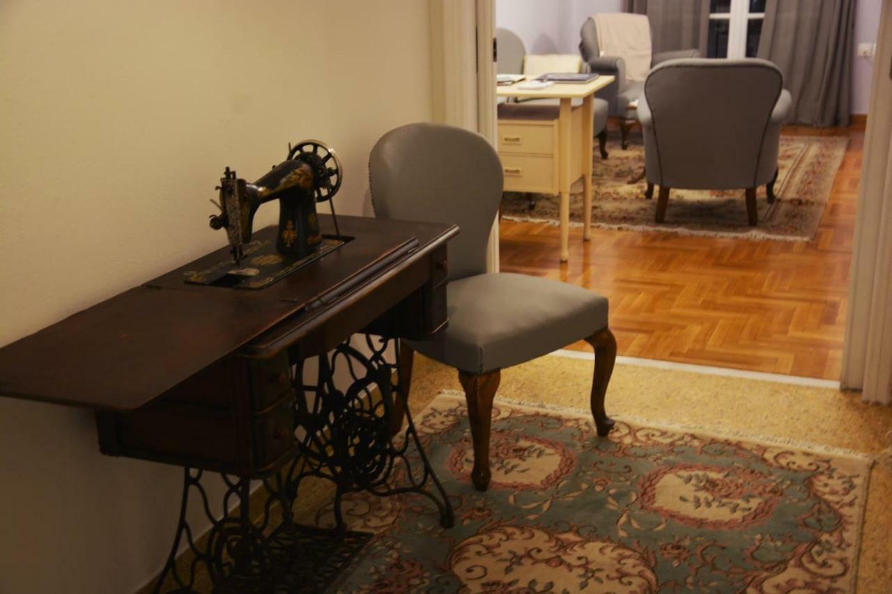 Vintage, Spacious Apartment In The Heart Of Athens! ภายนอก รูปภาพ