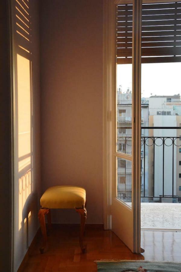 Vintage, Spacious Apartment In The Heart Of Athens! ภายนอก รูปภาพ